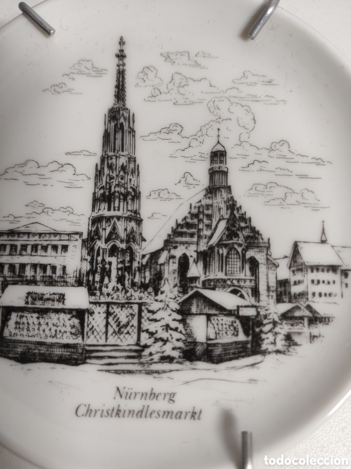 Antig&uuml;edades: Platito de recuerdo nuremberg - Foto 2