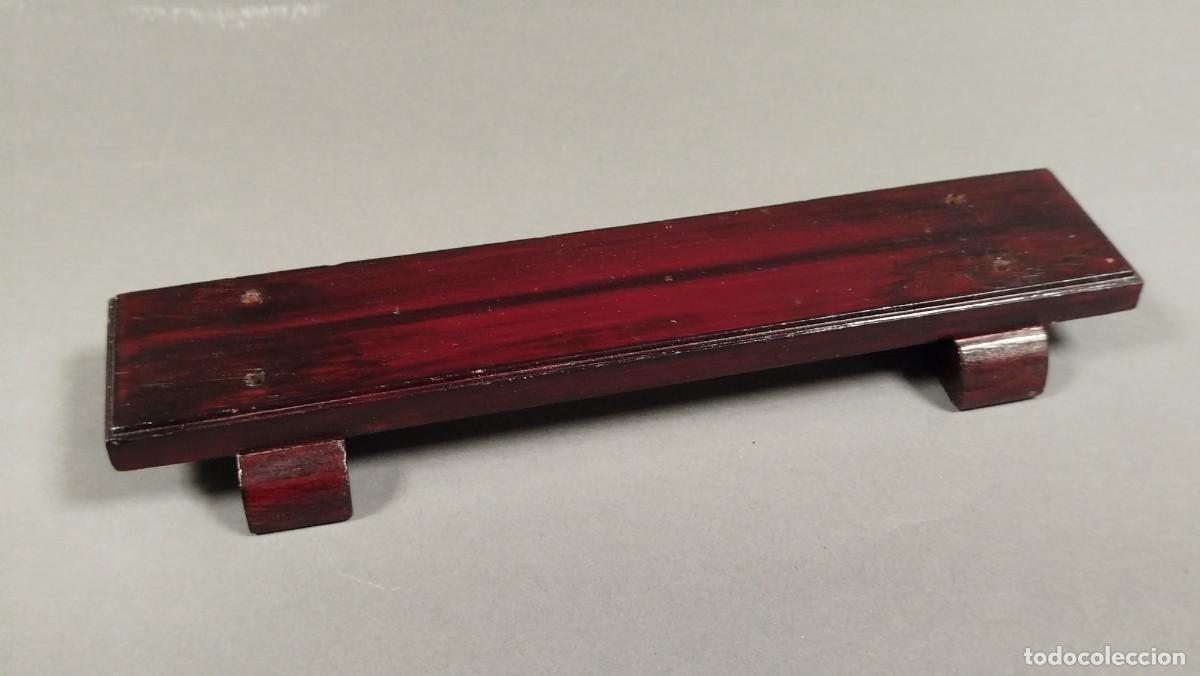 Antig&uuml;edades: BASE DE MADERA ALARGADA RECTANGULAR CON 4 PATAS - Foto 3