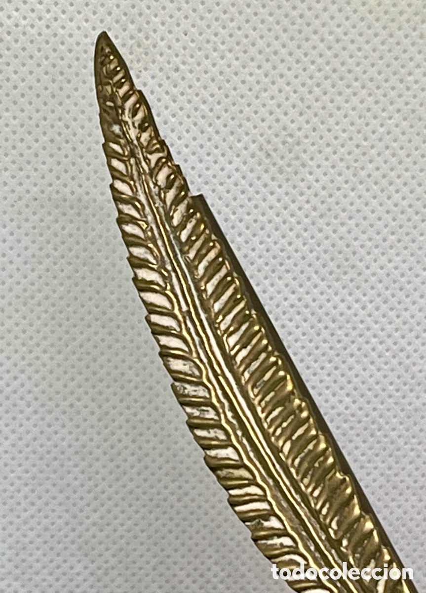 Antig&uuml;edades: &ldquo; MANO CON PLUMA &ldquo; DE BRONCE ANTIGUA - Foto 10