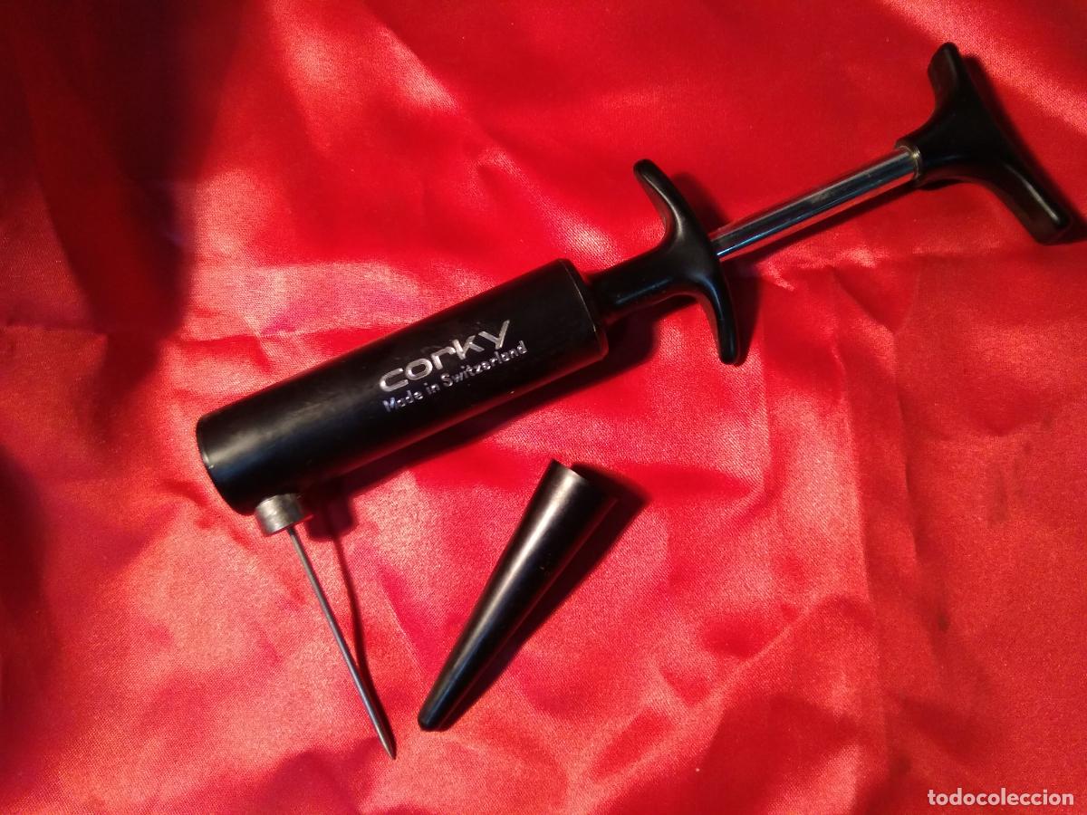 Antig&uuml;edades: Abridor de botellas inyectando aire marca Corky Rinconera - Foto 1