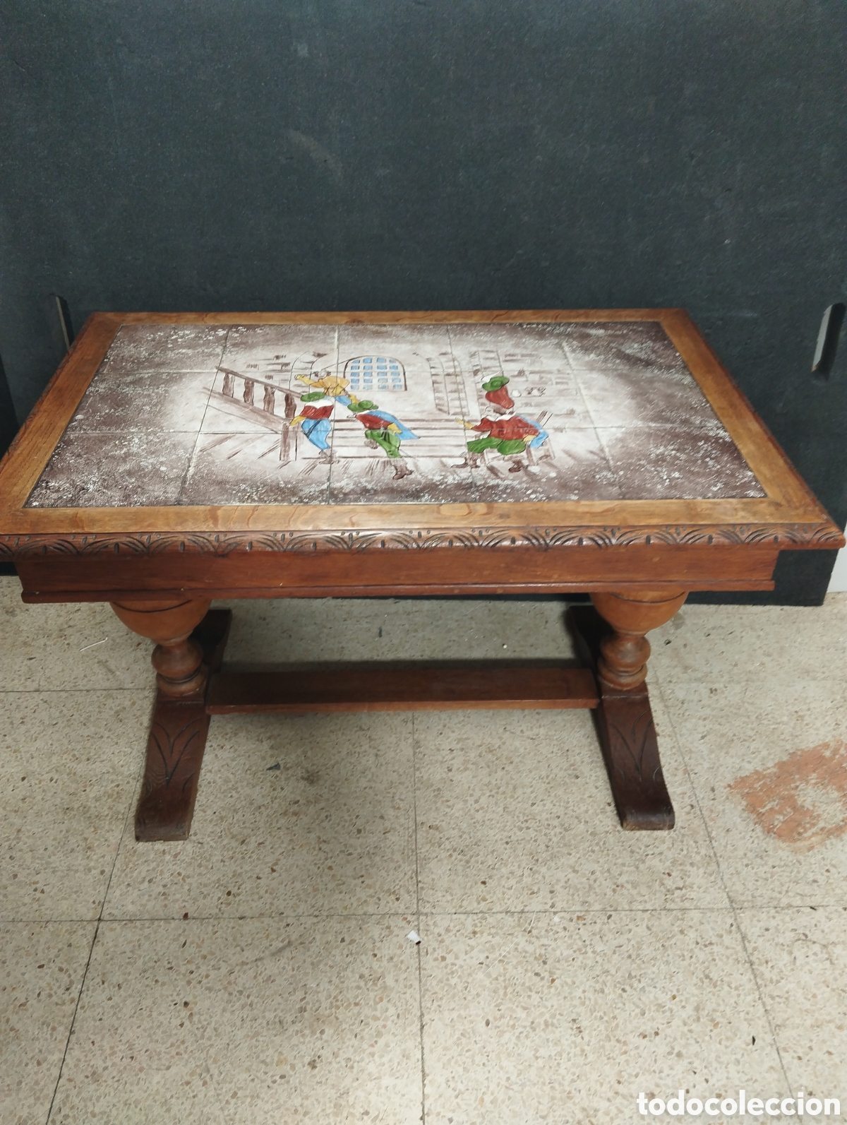 Antig&uuml;edades: ANTIGUA MESA DE SOFA - Foto 1