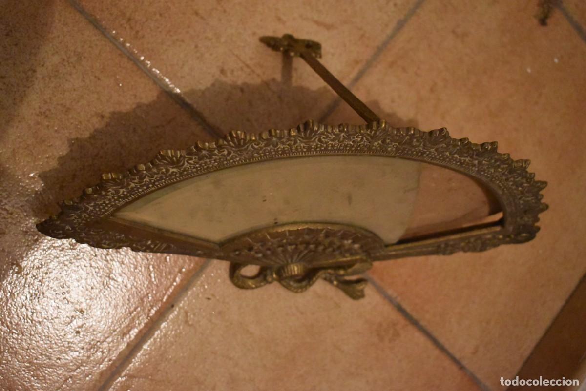 Antig&uuml;edades: Antiguo espejo con forma de abanico - Foto 6
