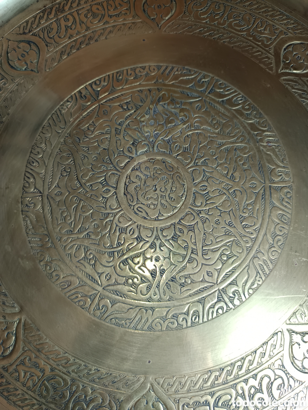 Antig&uuml;edades: plato bandeja de laton Arabe - Foto 3