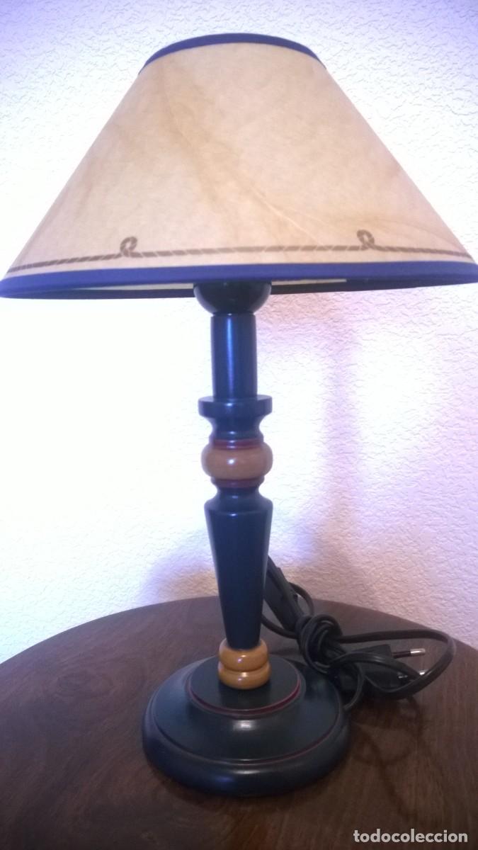 Antig&uuml;edades: L&Aacute;MPARA SOBREMESA MADERA - Foto 2