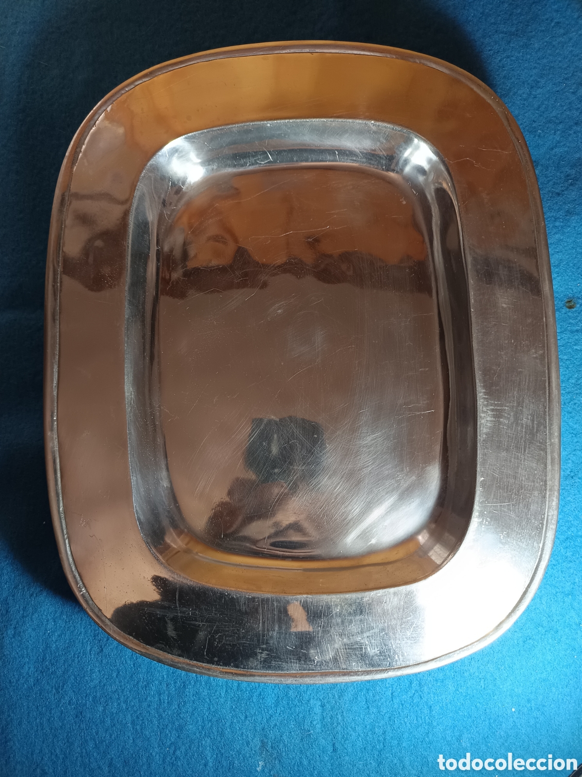Antig&uuml;edades: bandeja de aluminio con sello A. Campos Fire Line - Foto 1