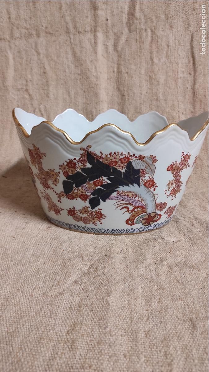 Antig&uuml;edades: centro de porcelana con marcas - Foto 1