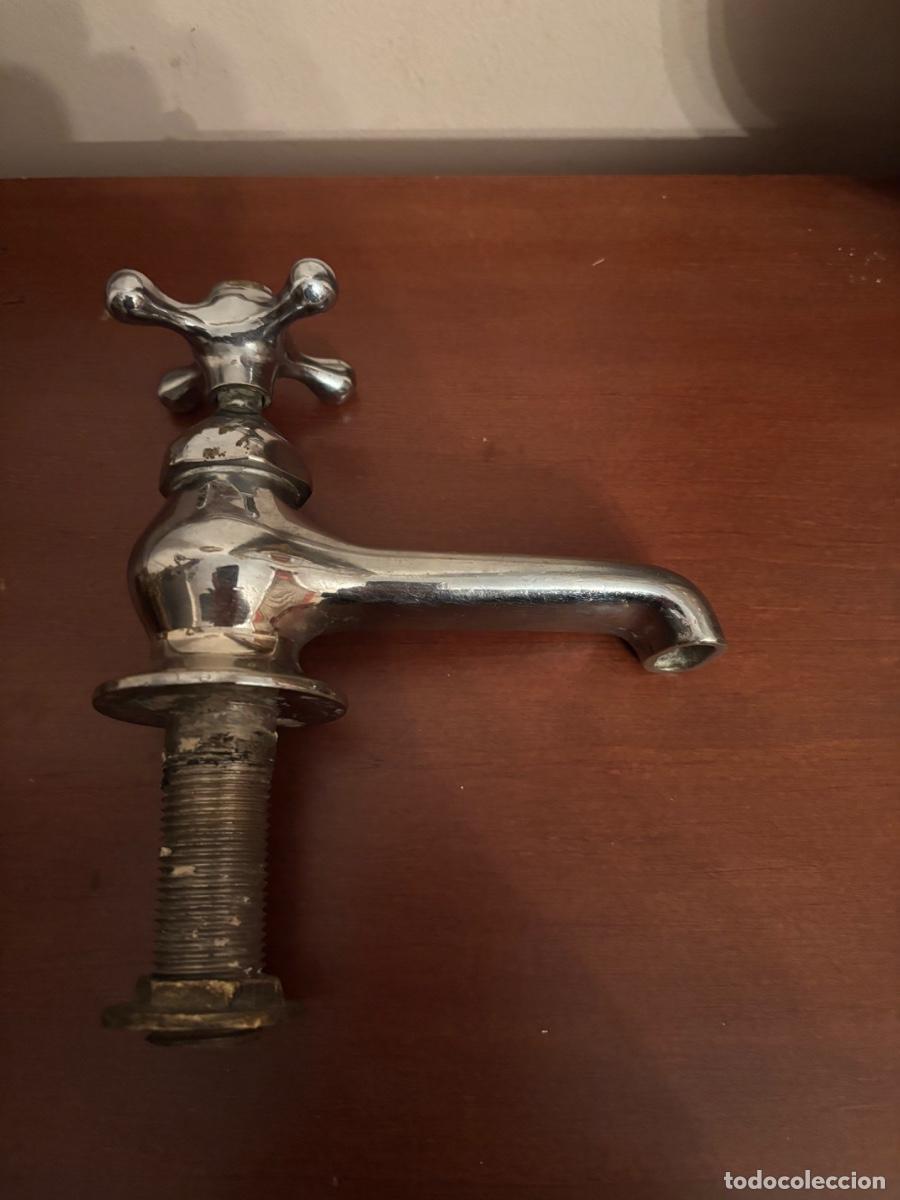 Antig&uuml;edades: Antiguo grifo cromado - Foto 4