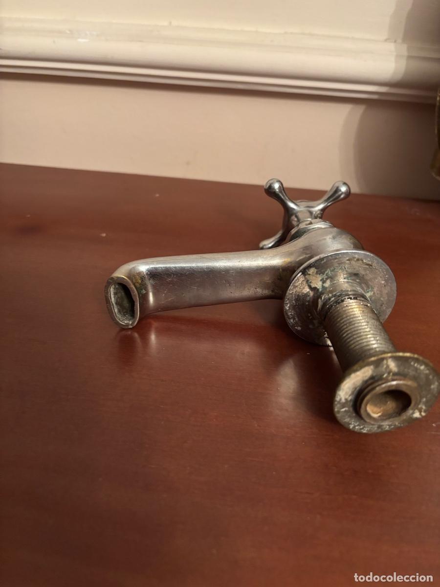 Antig&uuml;edades: Antiguo grifo cromado - Foto 6