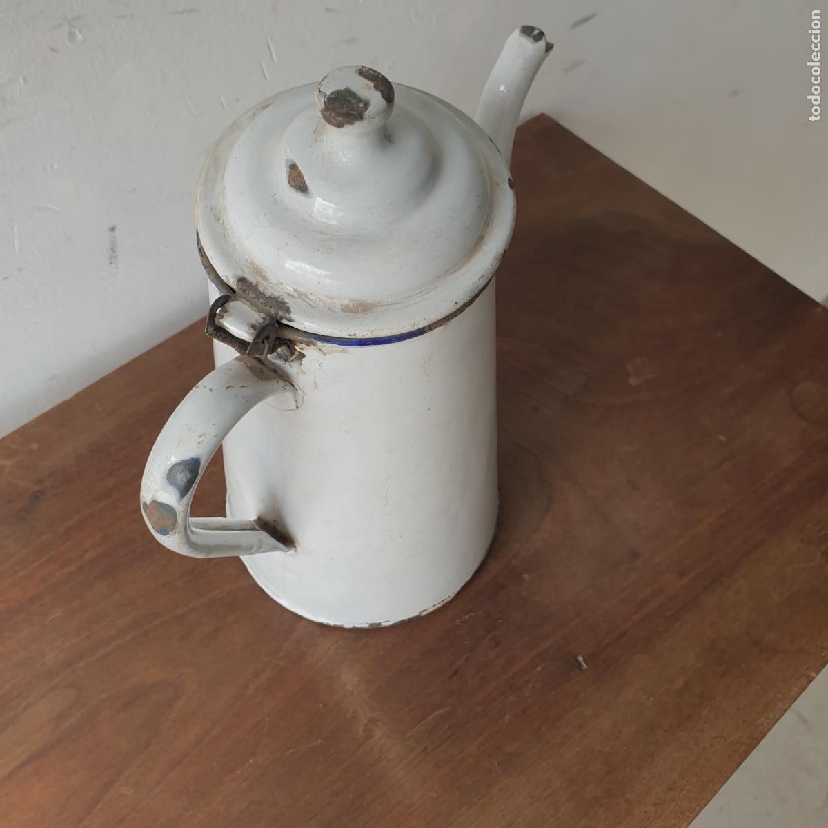 Antig&uuml;edades: ANTIGUA CAFETERA DE CHAPA ESMALTADA EN BLANCO - Foto 3