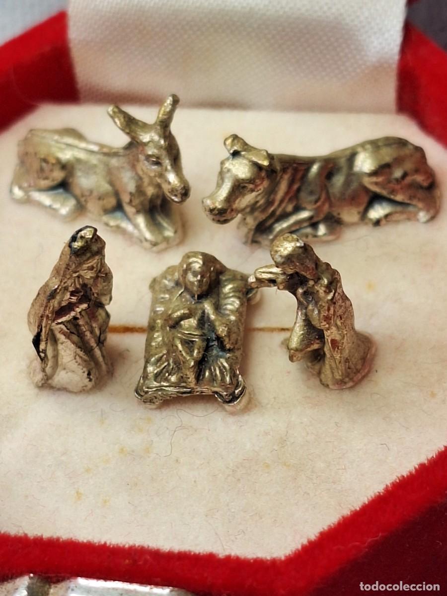 Antig&uuml;edades: Diminuto nacimiento en plata. - Foto 2