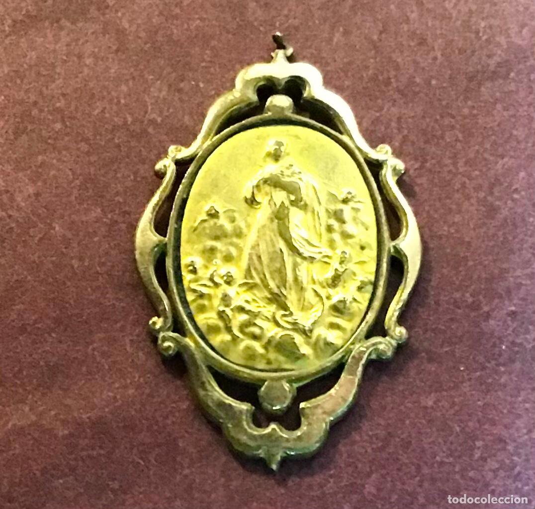 Antig&uuml;edades: VIRGEN DE LA ASUNCI&Oacute;N, MEDALLA CHAPADA - Foto 1