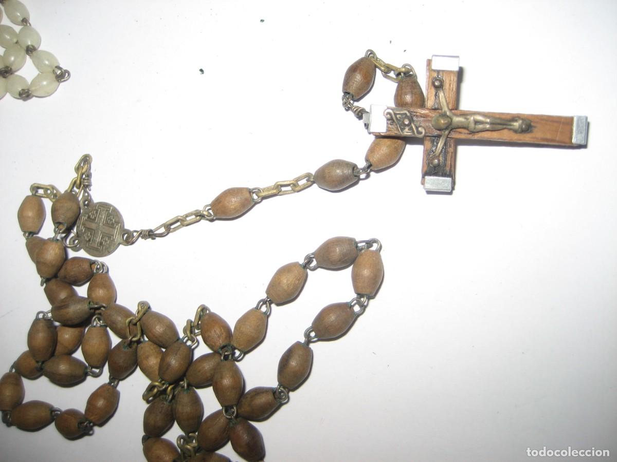 Antig&uuml;edades: 3 rosarios y 1 cruz de madera . - Foto 3