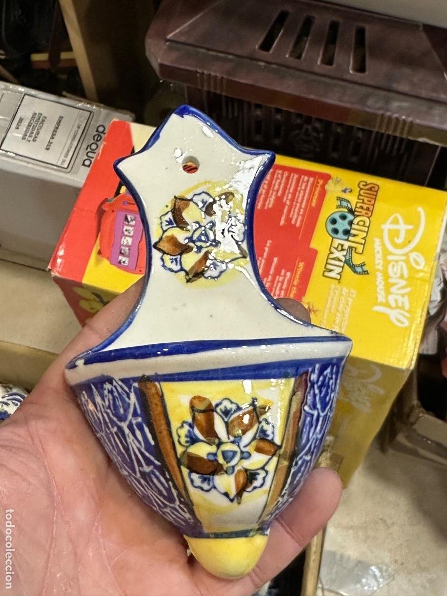 Antig&uuml;edades: Bonito benditera porcelana esmaltada - Foto 1