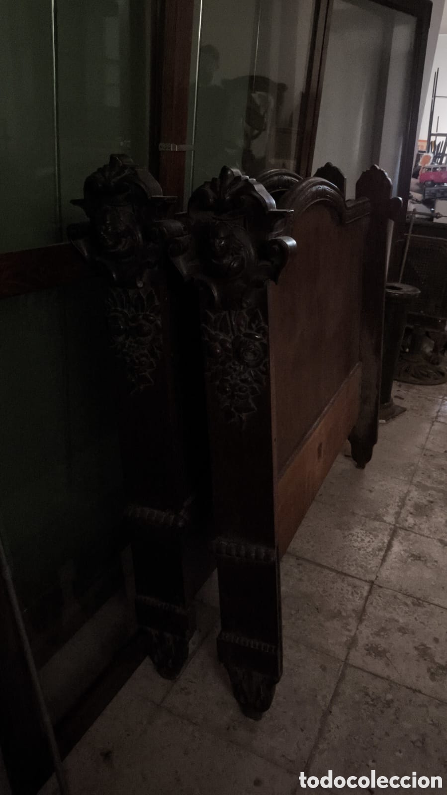 Antig&uuml;edades: cama antigua de madera maciza de caoba - Foto 5