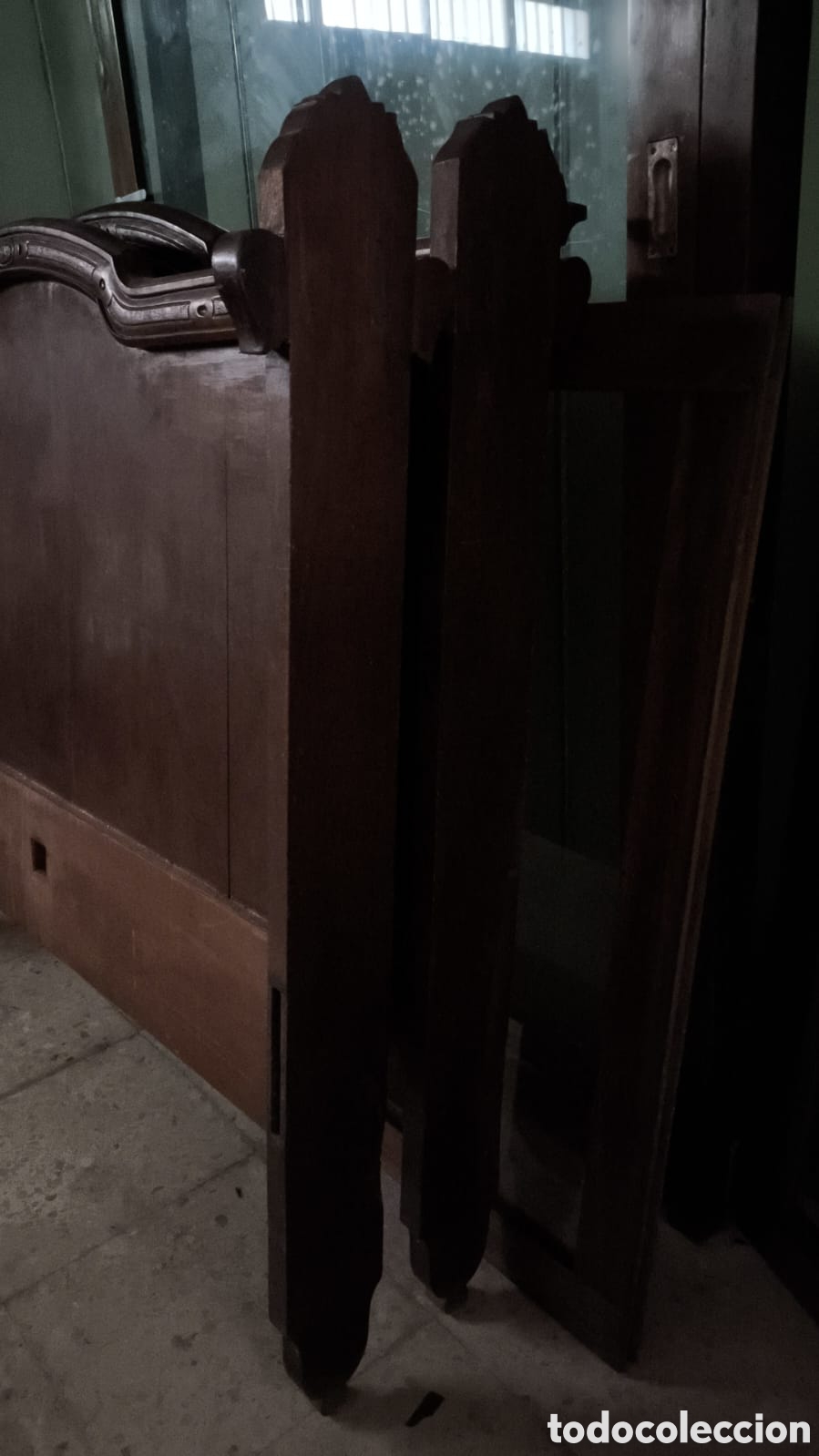 Antig&uuml;edades: cama antigua de madera maciza de caoba - Foto 6