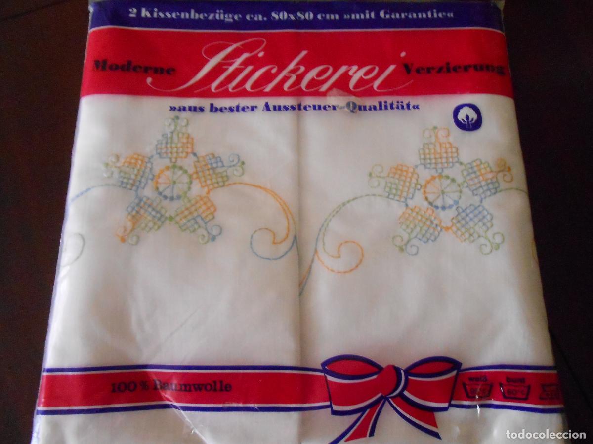 Antig&uuml;edades: 2 antiguas fundas almohadas o coj&iacute;n, iquales. Algod&oacute;n 100%. Bordados. Nuevos.