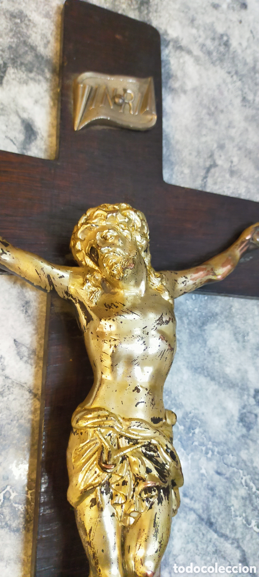 Antig&uuml;edades: Cruz de pared metal y madera - Foto 4