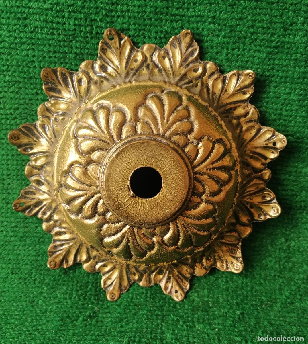 Antig&uuml;edades: ROSETA FLORON DE BRONCE PARA LAMPARA* - Foto 1