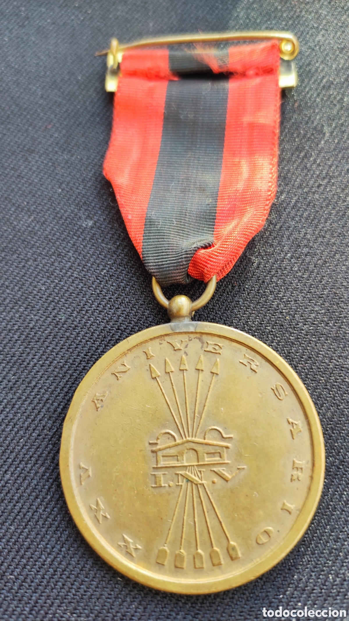 Antig&uuml;edades: Extremo rara medalla falange - Foto 2