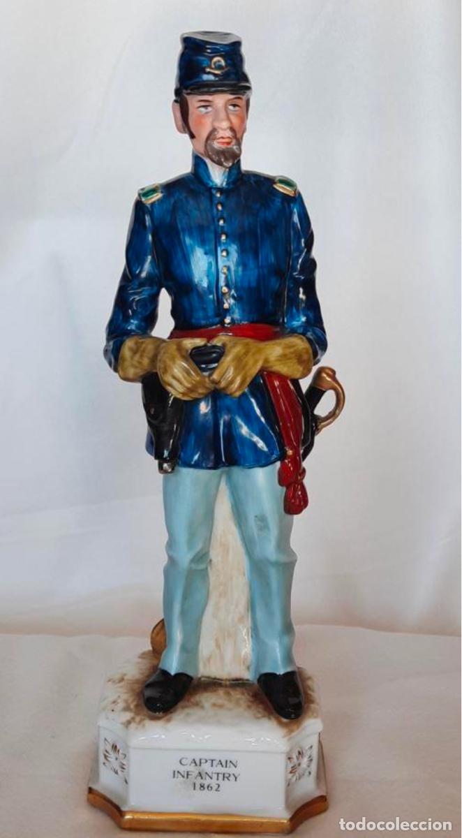 Antig&uuml;edades: Soldado Infanter&iacute;a - Porcelana