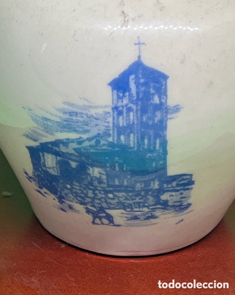 Antig&uuml;edades: JARR&Oacute;N DE PORCELANA CON IGLESIA Y CASTILLO - Foto 2