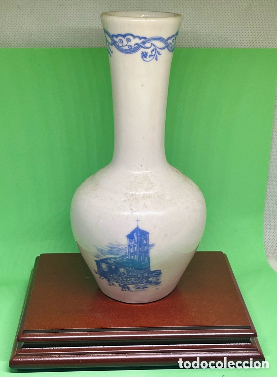 Antig&uuml;edades: JARR&Oacute;N DE PORCELANA CON IGLESIA Y CASTILLO - Foto 1