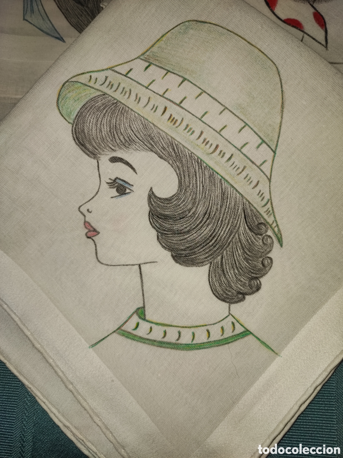 Antig&uuml;edades: 3 pa&ntilde;uelos de bolsillo pintados. - Foto 4