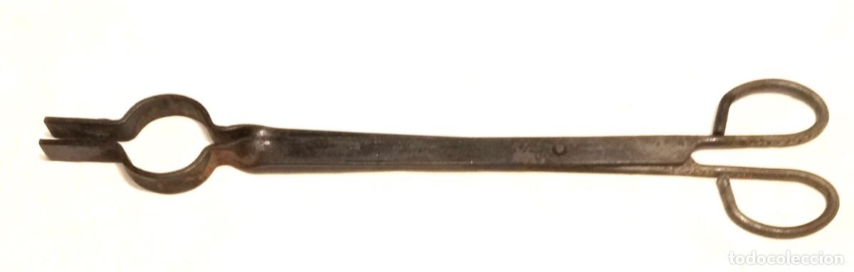 Antig&uuml;edades: PINZA PARA CHIMENEA, PARRILLA, ETC - Foto 2