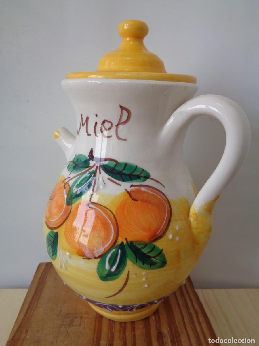 Antig&uuml;edades: &iexcl;&iexcl; JARRA, CANTARA. DE MIEL. Decorado Frutal. A MANO. Con Tapa. !! C-22.