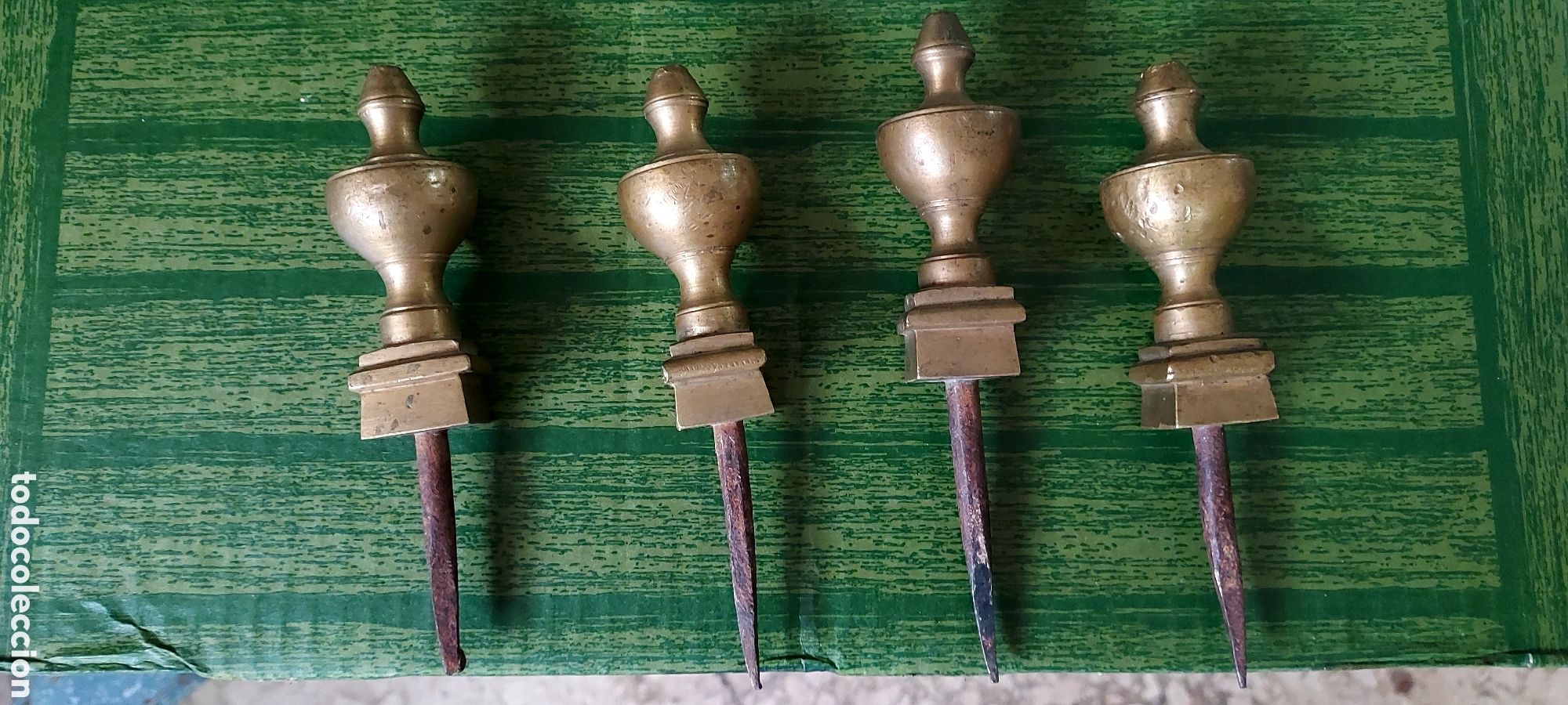 Antig&uuml;edades: Cuatro remates muy antiguos - Foto 1