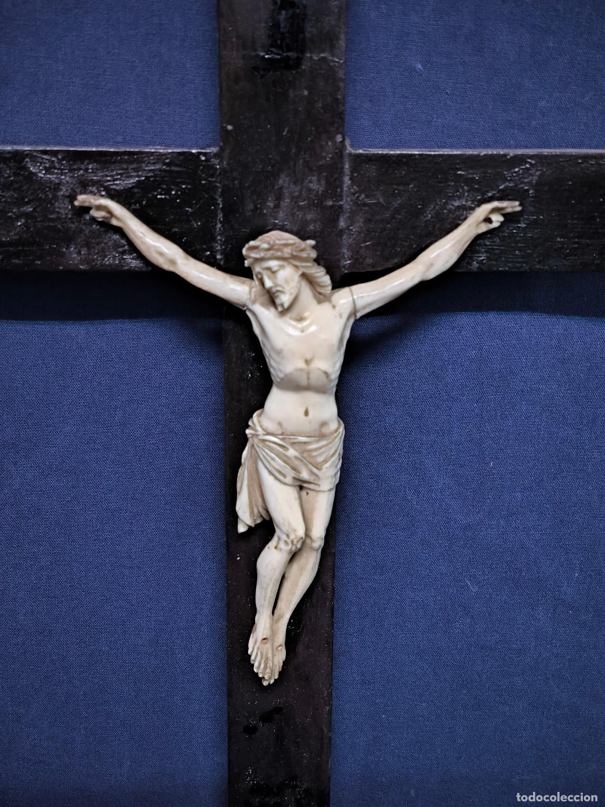 Antig&uuml;edades: CRISTO TALLADO DE FINALES DEL SIGLO XIX. - Foto 2