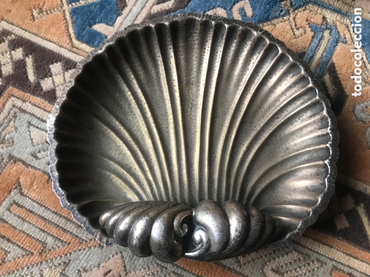 Antig&uuml;edades: Preciosa concha bautismal plateada - Foto 1
