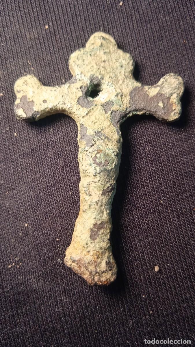 Antig&uuml;edades: Antigua medalla? en forma de cruz . - Foto 2