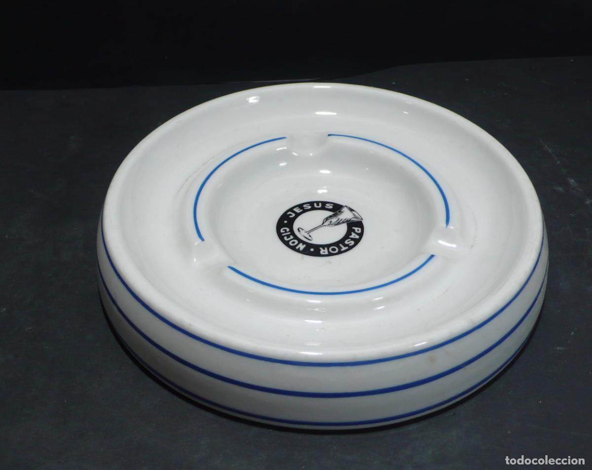 Antig&uuml;edades: CENICERO EN PORCELANA - Foto 1