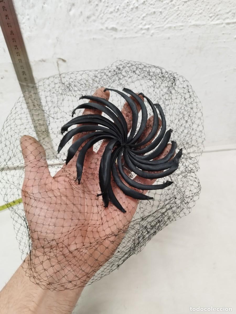 Antig&uuml;edades: Antiguo complemento para sombrero, gorro de mujer.. - Foto 1
