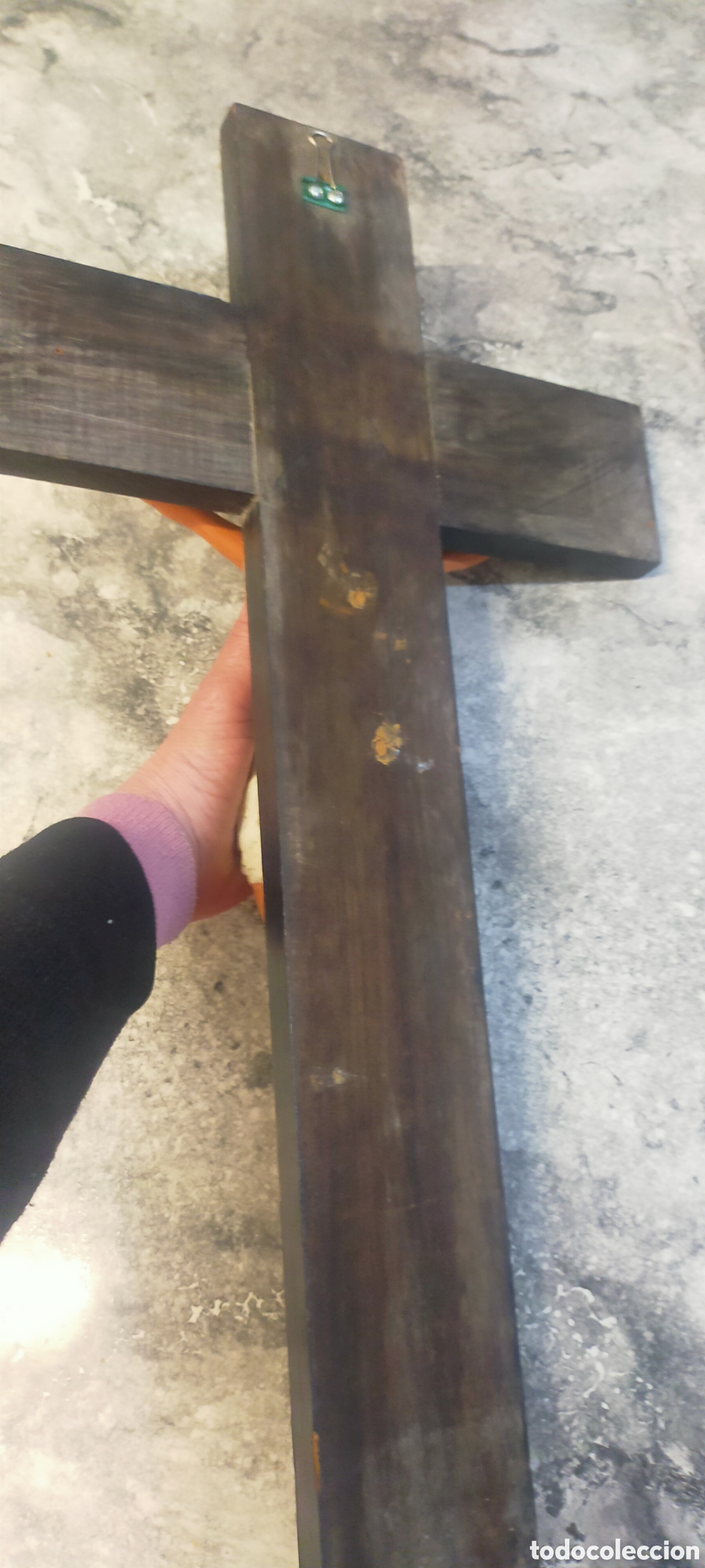 Antig&uuml;edades: Crucifijo madera y estuco pintado - Foto 7
