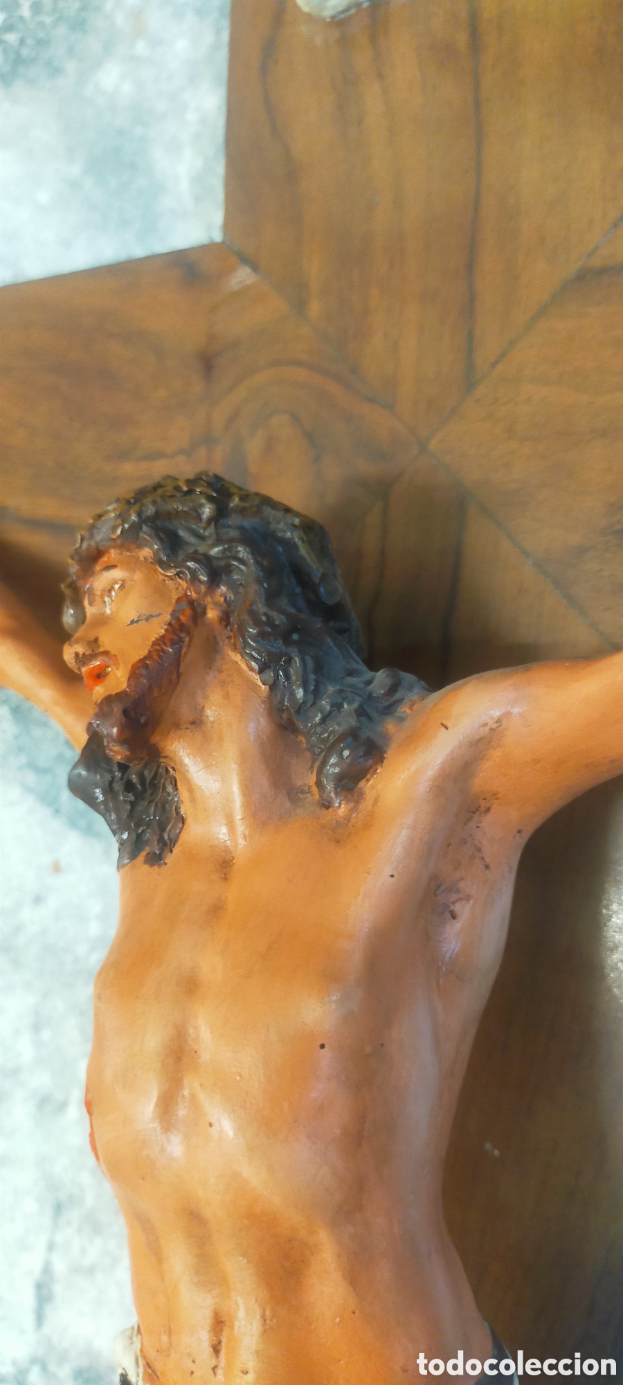 Antig&uuml;edades: Crucifijo madera y estuco pintado - Foto 9