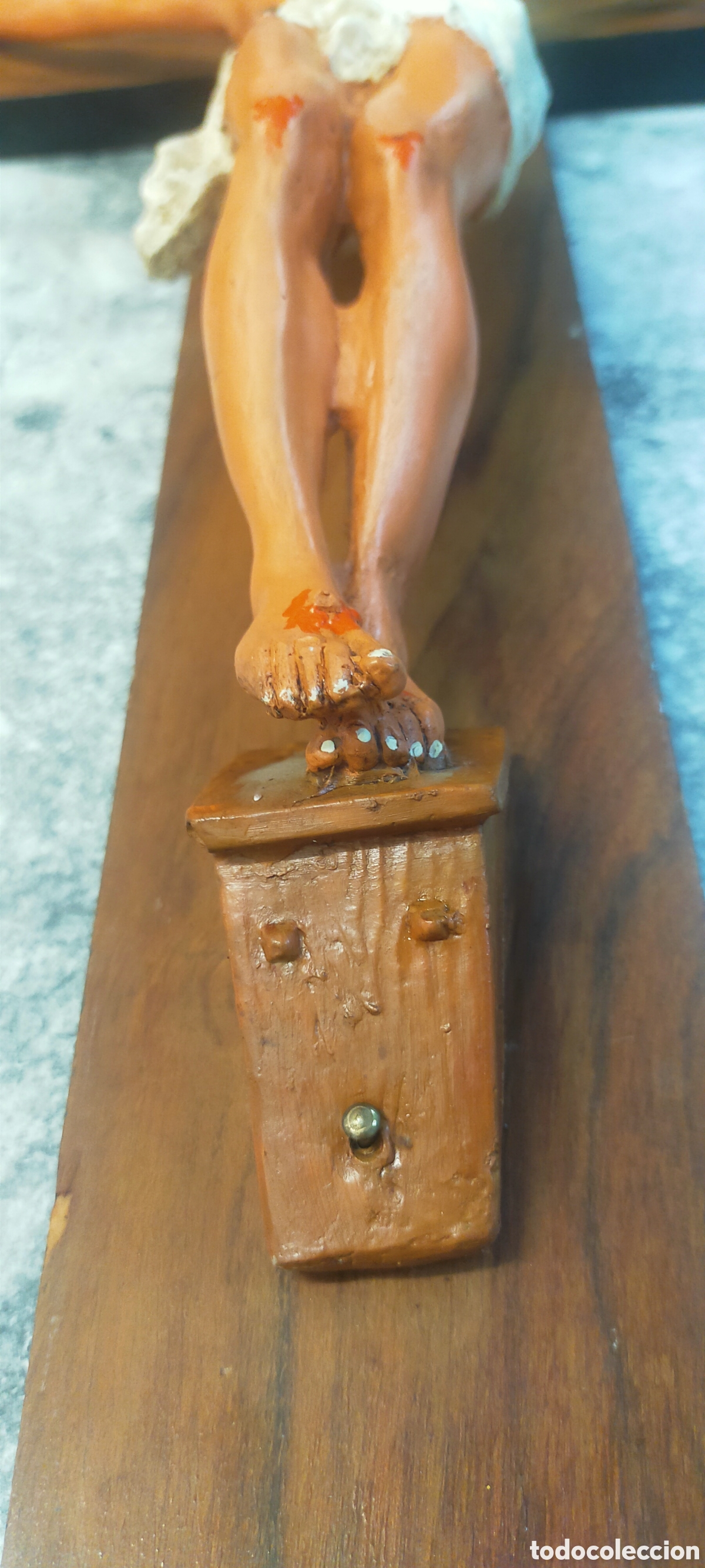 Antig&uuml;edades: Crucifijo madera y estuco pintado - Foto 12