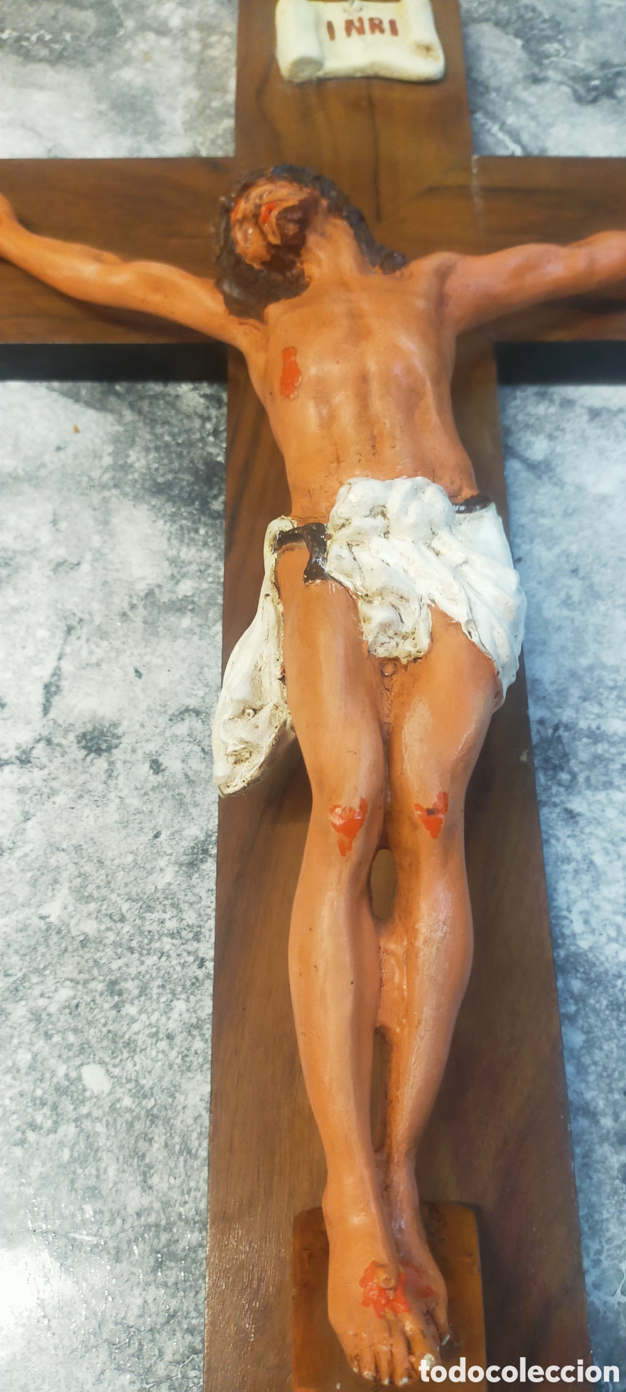 Antig&uuml;edades: Crucifijo madera y estuco pintado - Foto 13