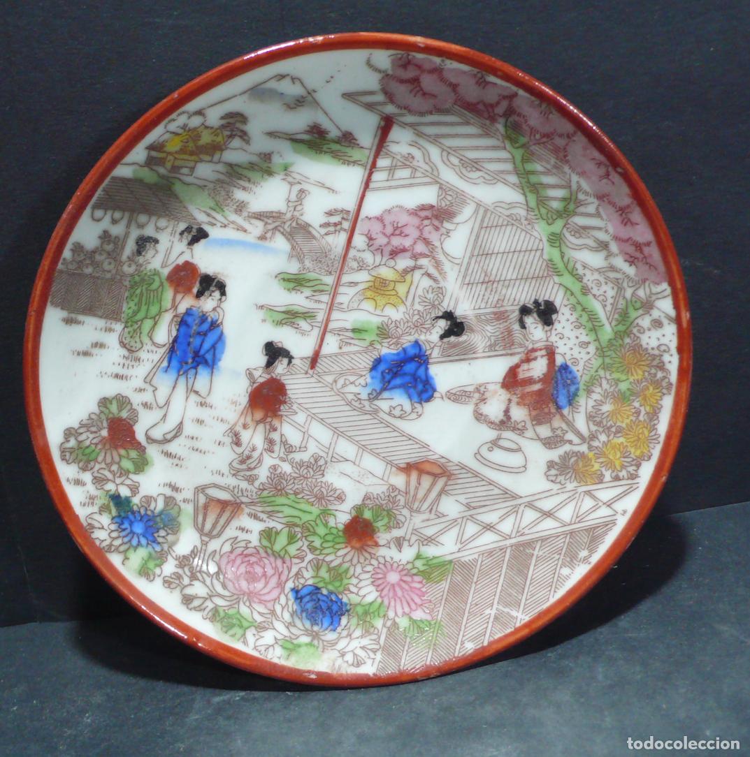 Antig&uuml;edades: PLATO CHINO DE PORCELANA - Foto 1