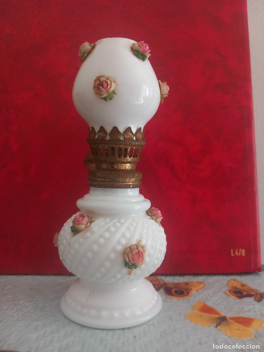 Antig&uuml;edades: QUINQUE DE OPALINA Y CRISTAL OPALINA CON ROSAS. - Foto 2