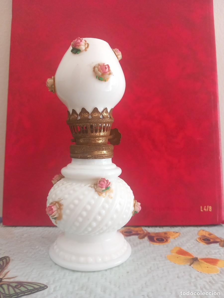 Antig&uuml;edades: QUINQUE DE OPALINA Y CRISTAL OPALINA CON ROSAS. - Foto 3