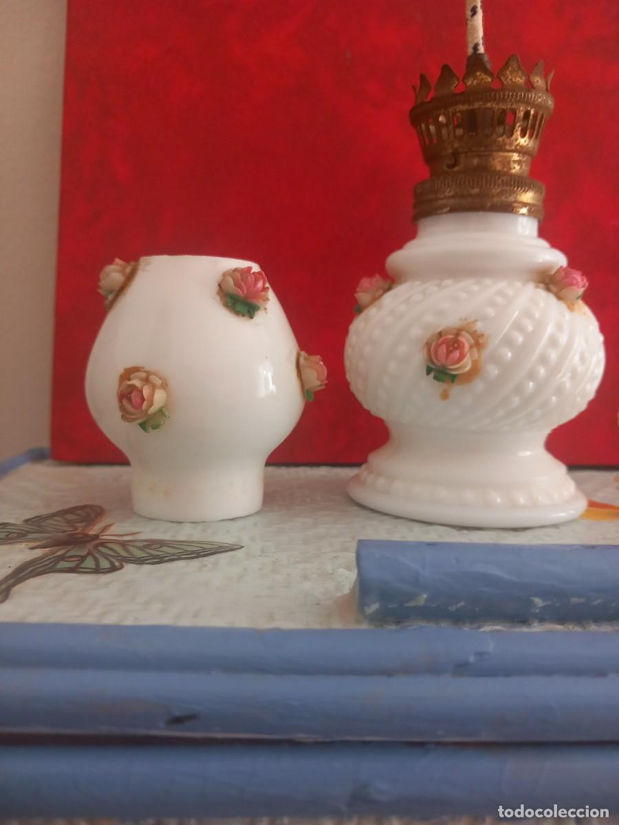 Antig&uuml;edades: QUINQUE DE OPALINA Y CRISTAL OPALINA CON ROSAS. - Foto 4