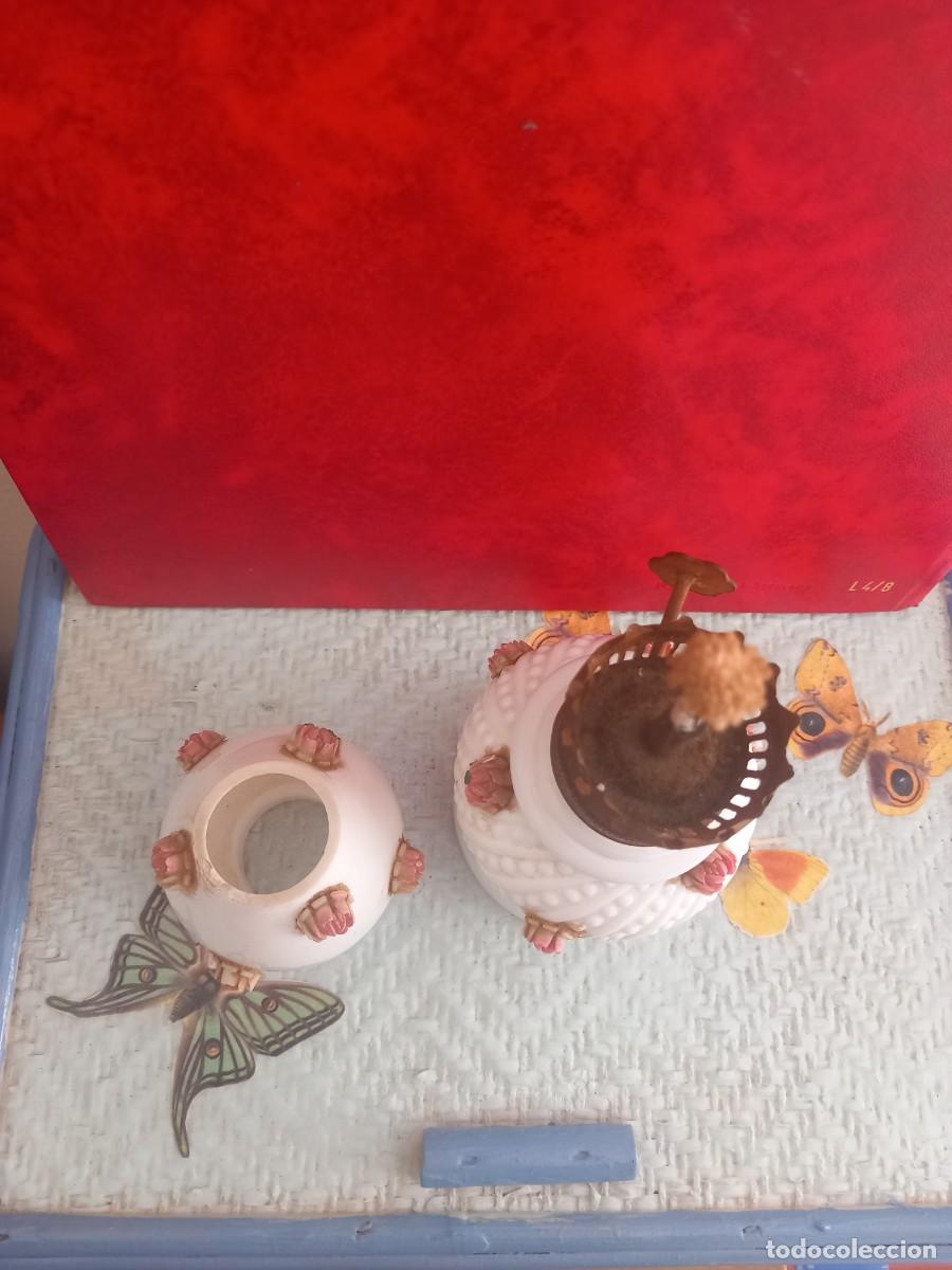 Antig&uuml;edades: QUINQUE DE OPALINA Y CRISTAL OPALINA CON ROSAS. - Foto 5