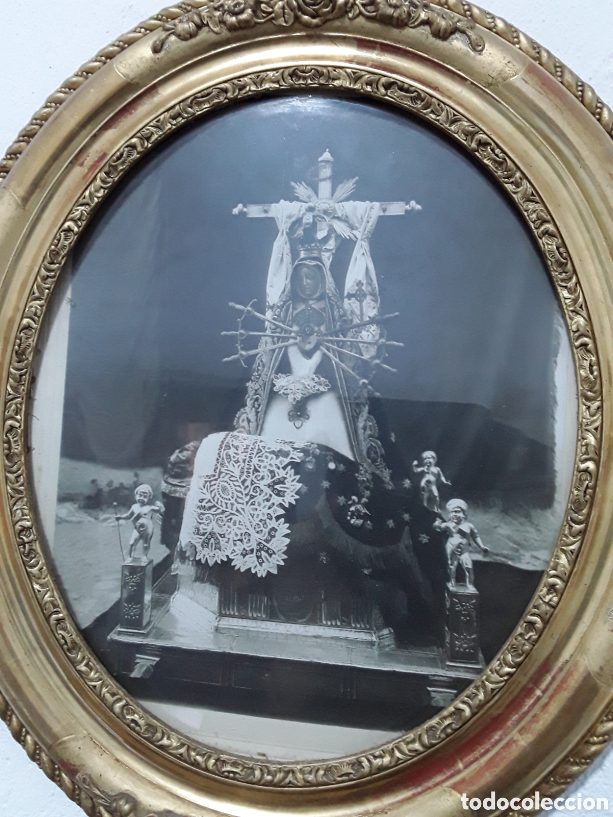 Antig&uuml;edades: Marco policromado con Virgen de las Angustias - Foto 2