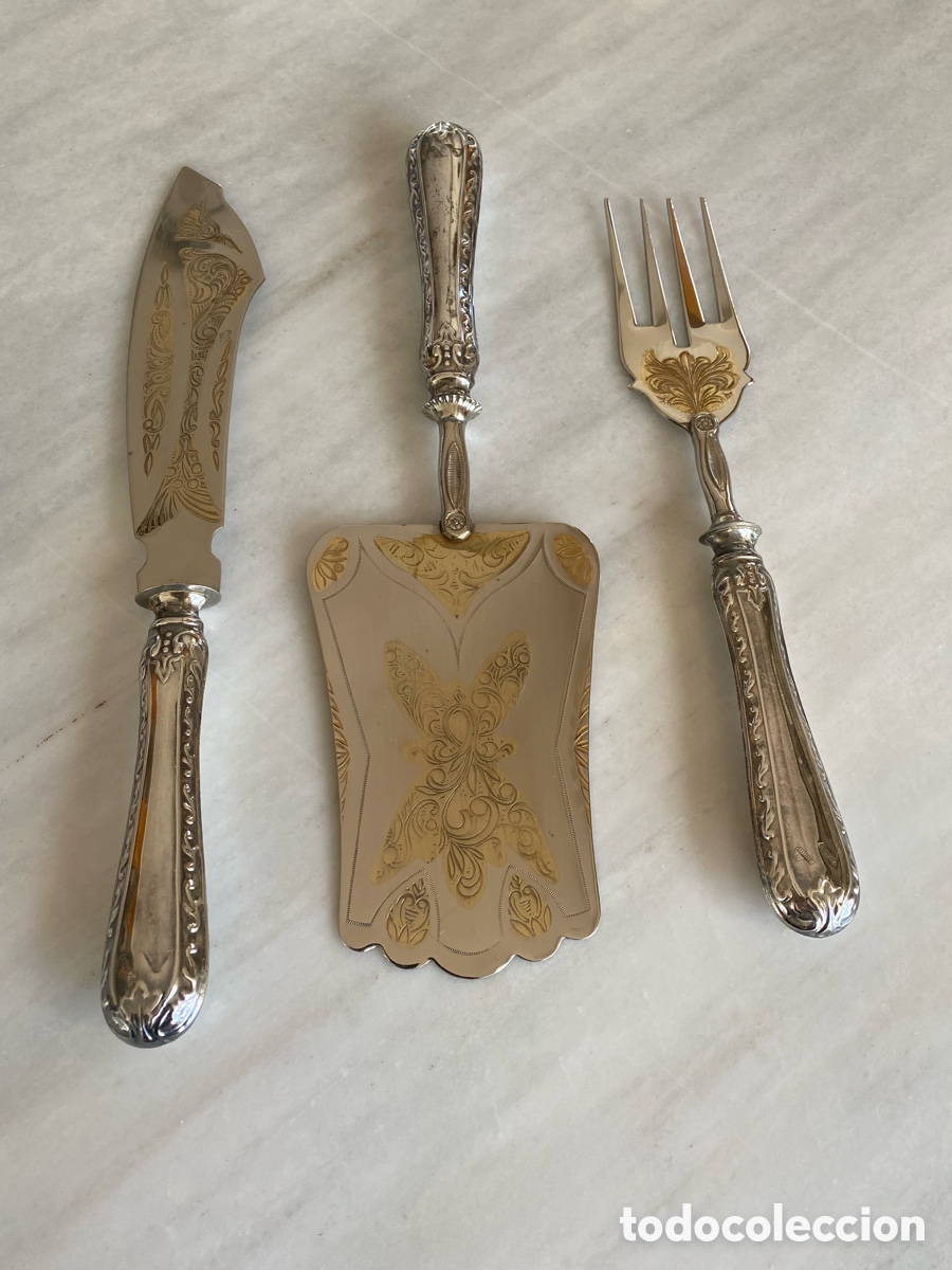 Antig&uuml;edades: Cubiertos de servir con mango de plata - Foto 2
