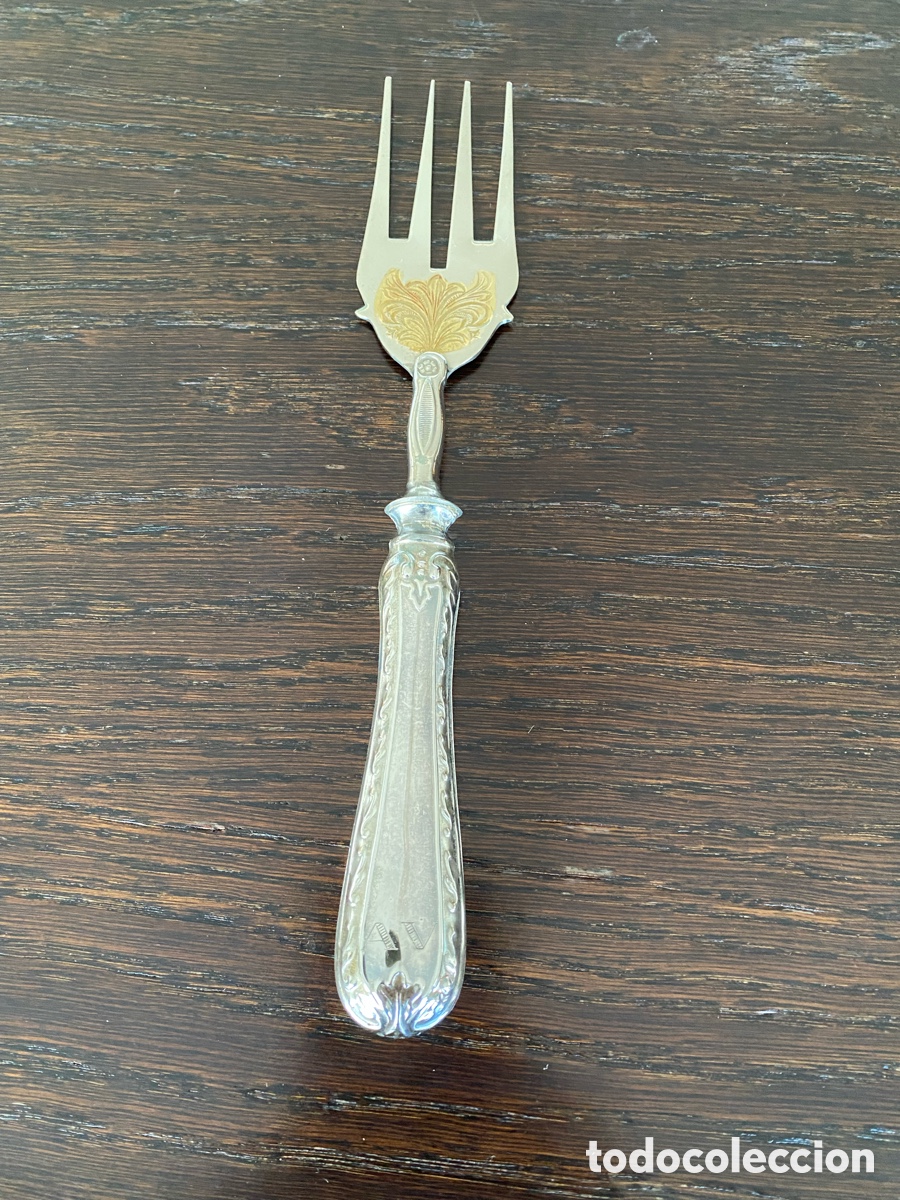 Antig&uuml;edades: Cubiertos de servir con mango de plata - Foto 12