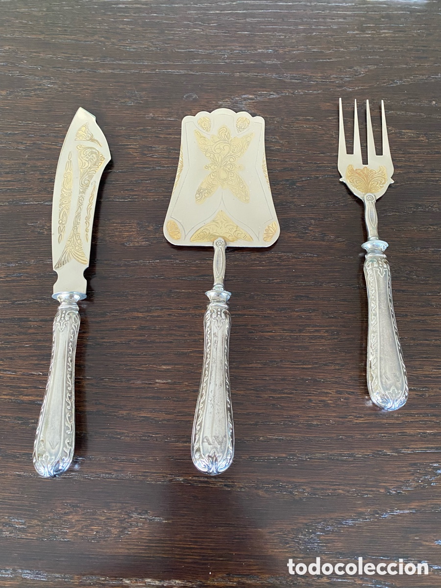 Antig&uuml;edades: Cubiertos de servir con mango de plata - Foto 15