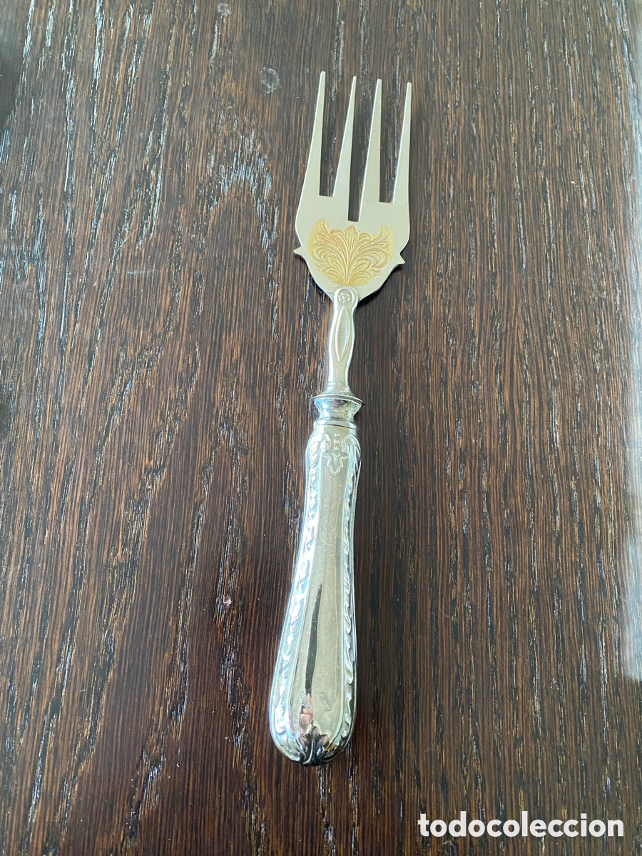 Antig&uuml;edades: Cubiertos de servir con mango de plata - Foto 19