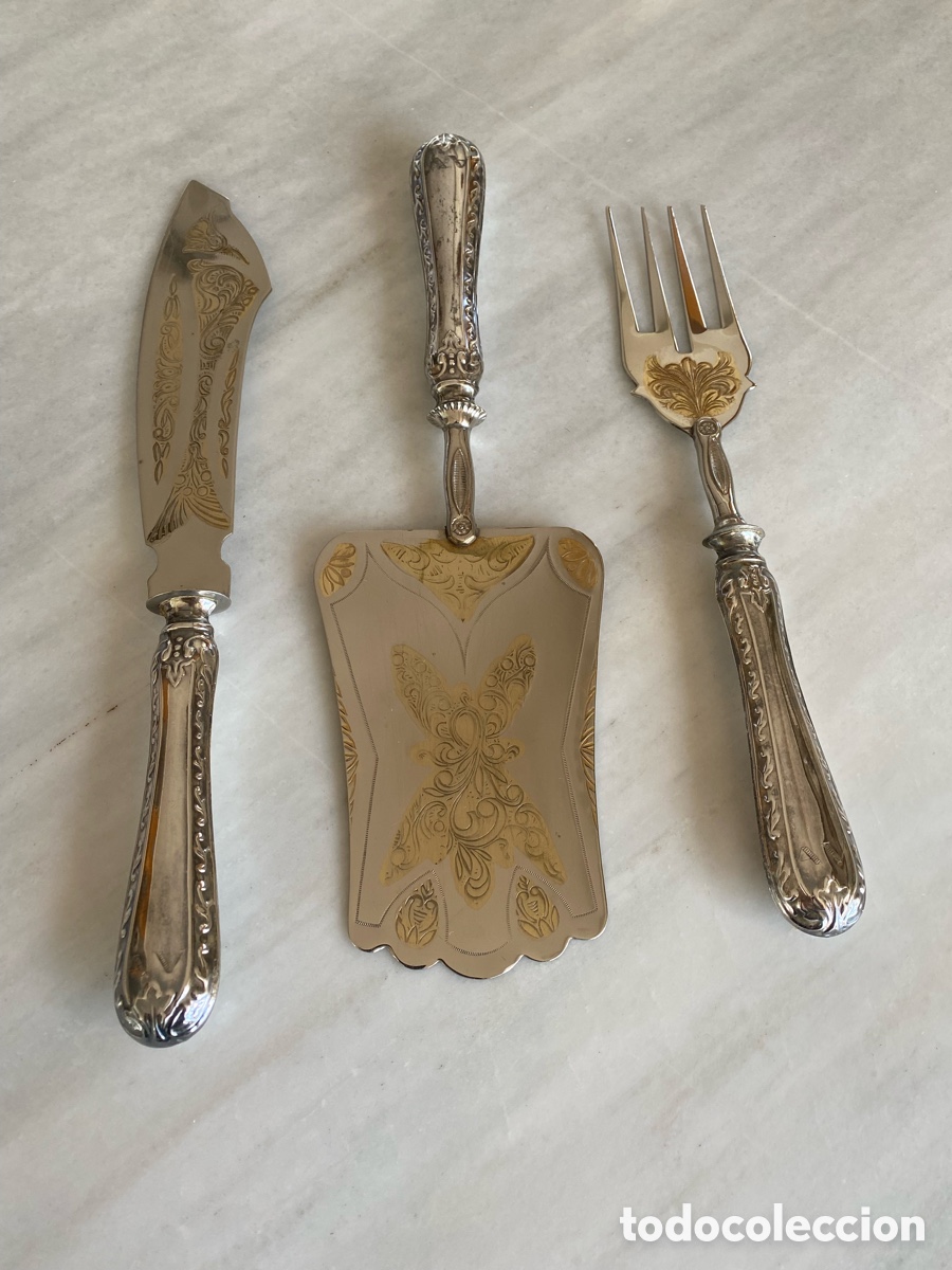 Antig&uuml;edades: Cubiertos de servir con mango de plata - Foto 1